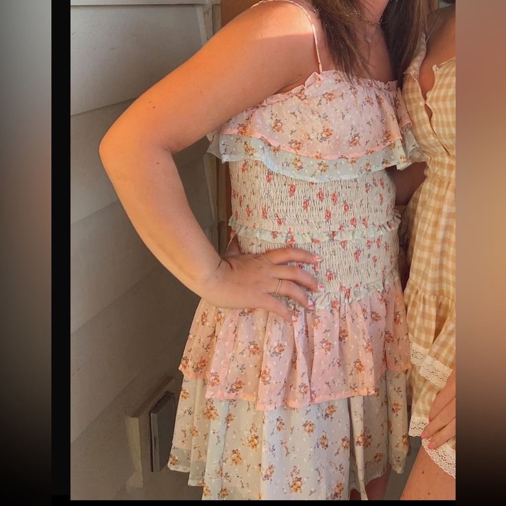 Floral 2-peice dress! Worn once, great condition!!